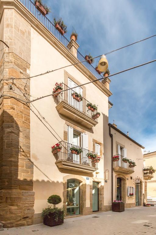 B&B Charme Il Dito E La Luna Caltagirone Dış mekan fotoğraf