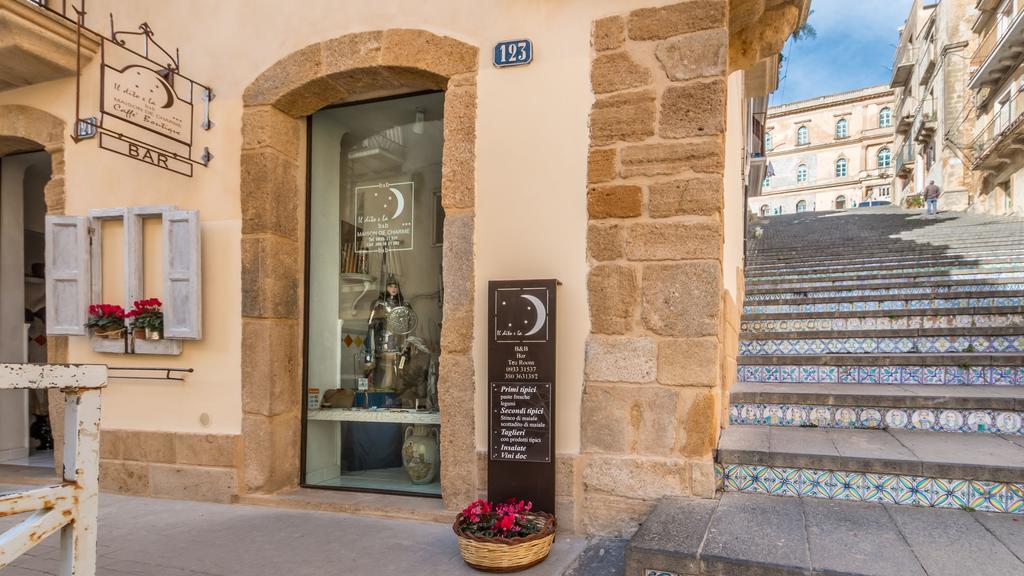 B&B Charme Il Dito E La Luna Caltagirone Dış mekan fotoğraf