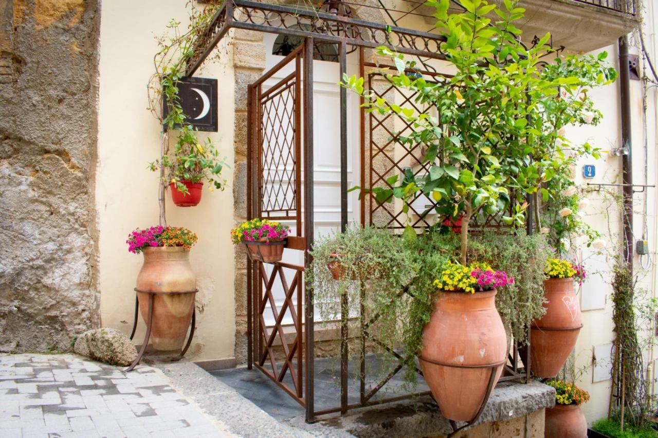 B&B Charme Il Dito E La Luna Caltagirone Dış mekan fotoğraf